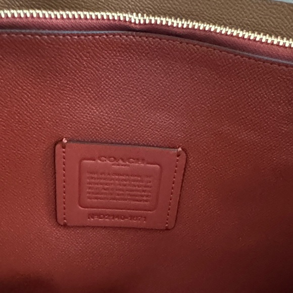 Coach Off-White Leather Tote - Picture 2 of 3